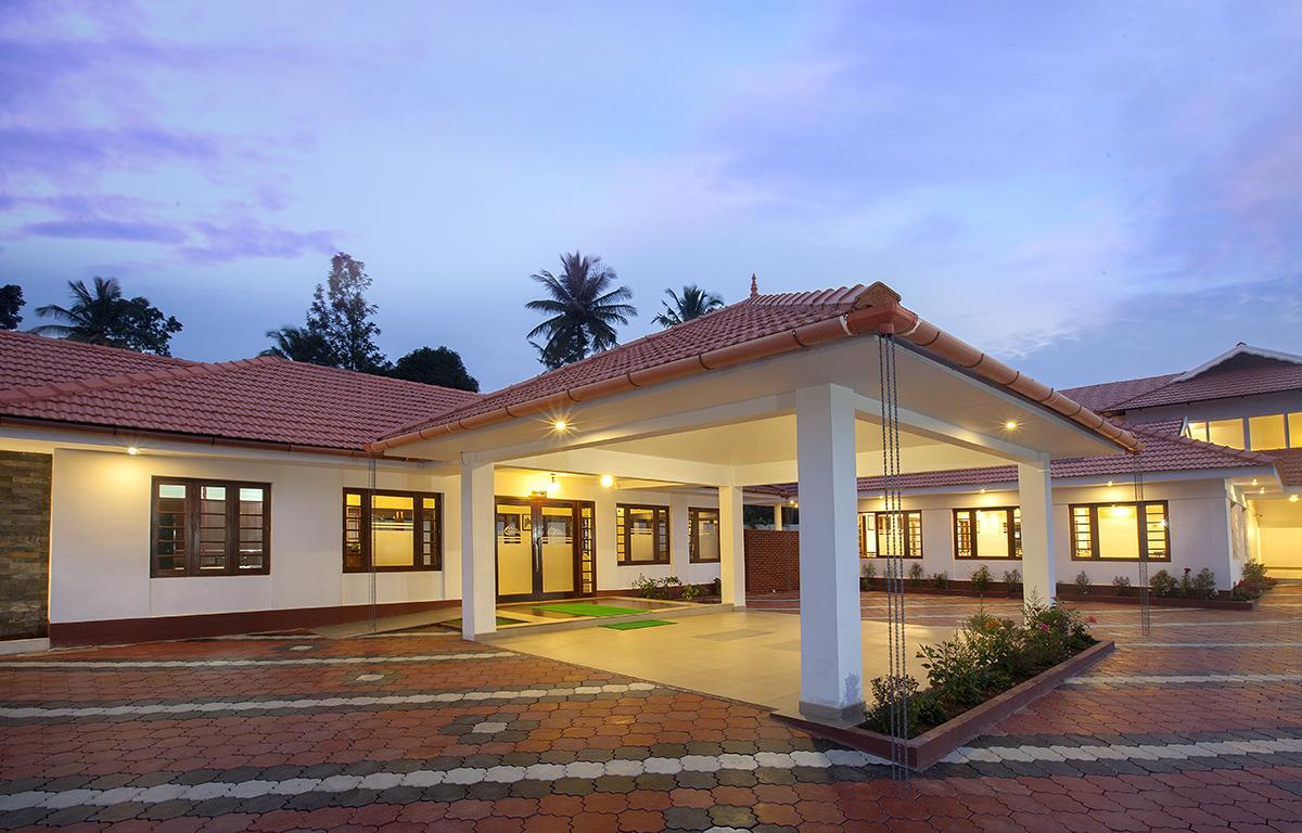 Le Coffee Resort Sultan Bathery Exterior foto